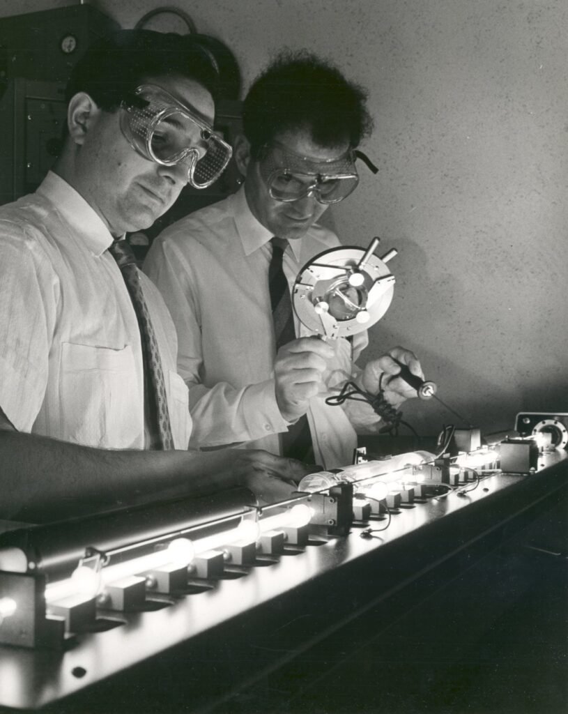 Experiment Performed at the ERCs Space Optics Laboratory - GPN-2002-000216.jpg